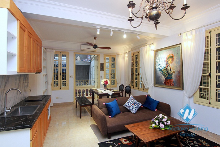 A stylish 1 bedroom apartment for rent in Au Co street